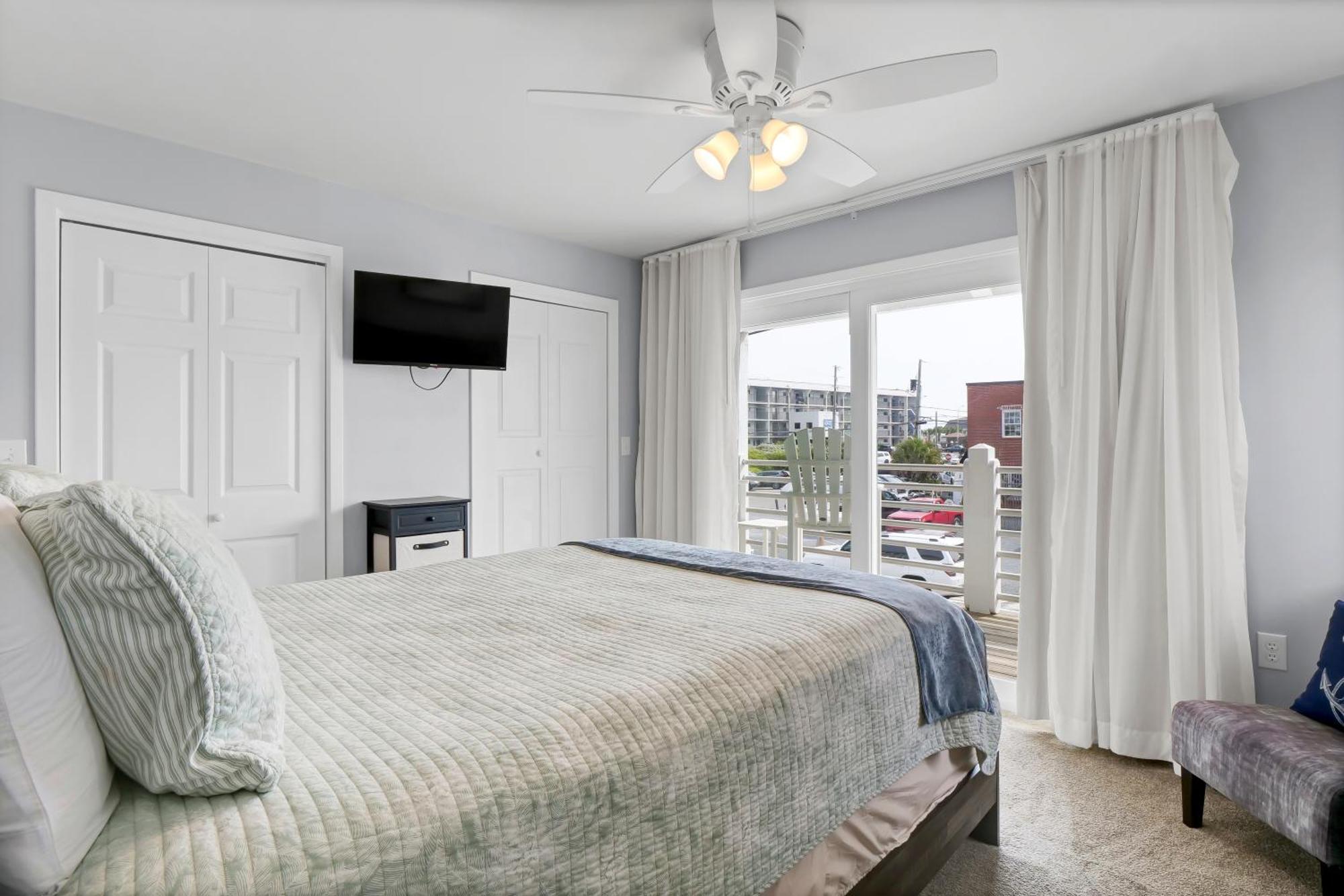 Sandpeddler Inn And Suites Wrightsville Beach Exterior foto